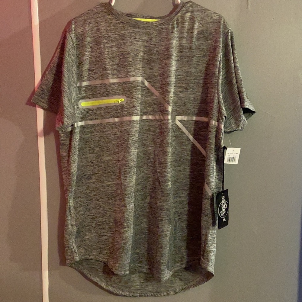 Men’s grey shirt never worn size large